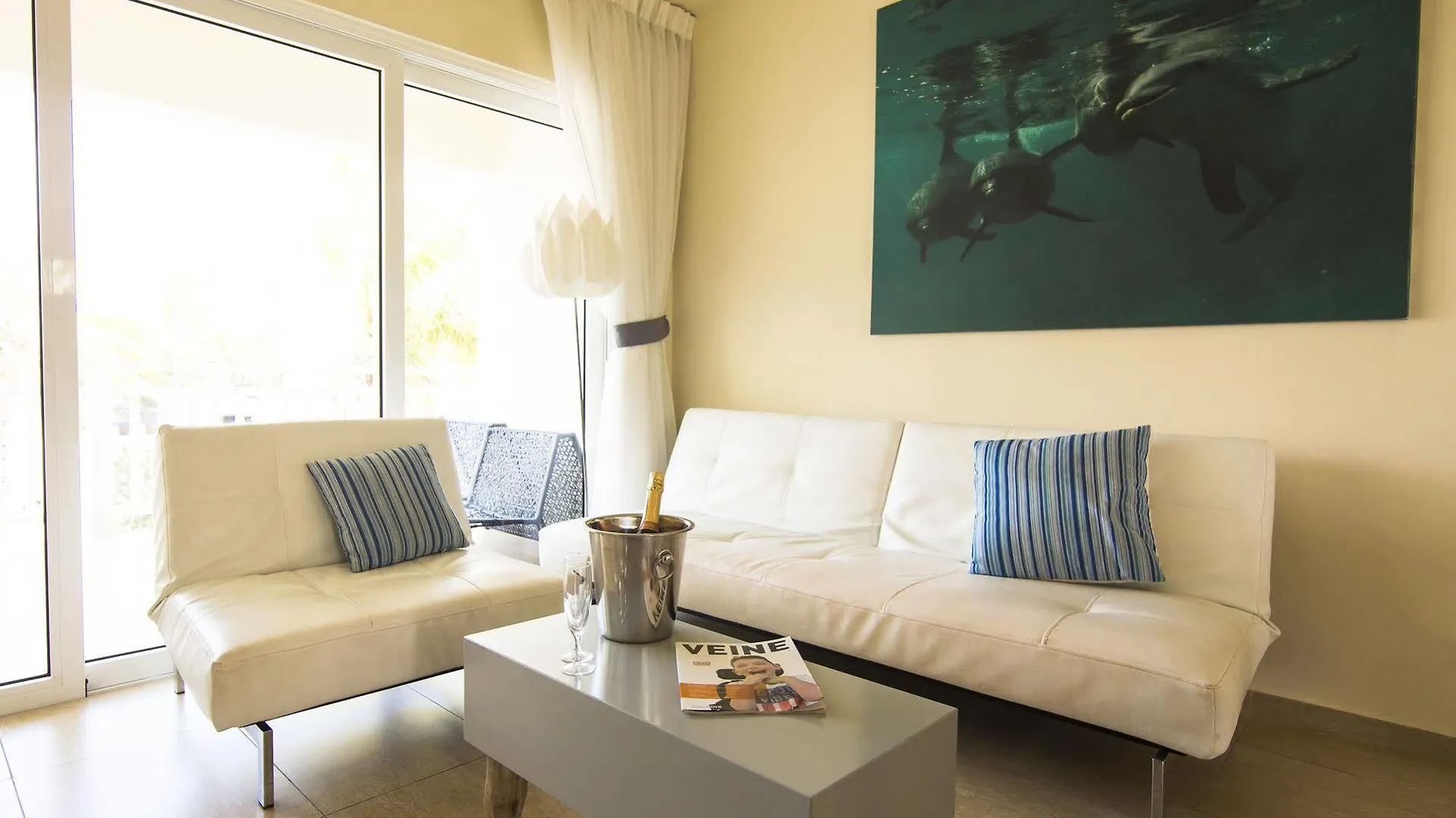 Dolphin Suites & Wellness Curacao Willemstad