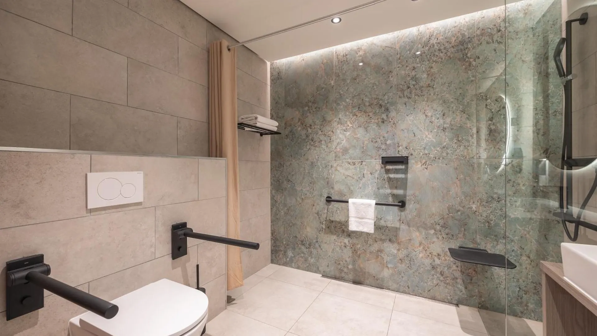 Dolphin Suites & Wellness Curacao Willemstad Hotel
