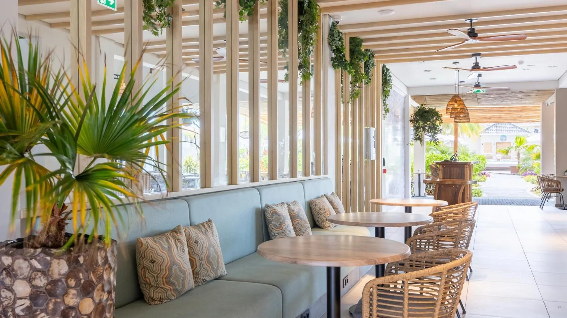 Dolphin Suites & Wellness Curacao Willemstad